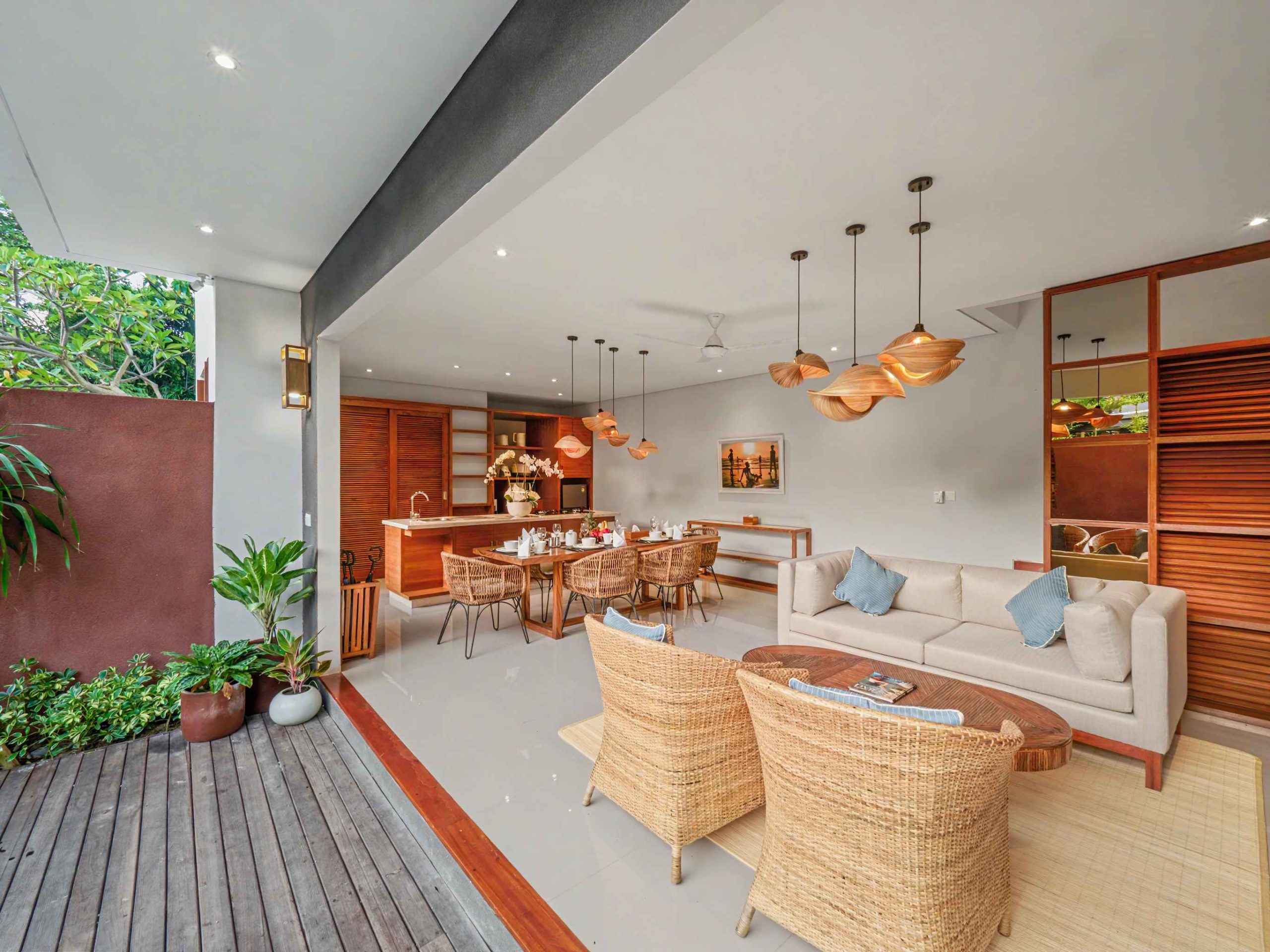 2_Living Room